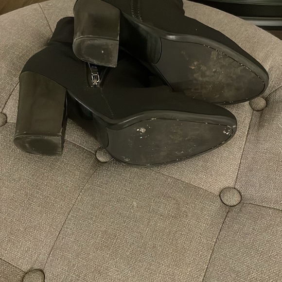 🔥SALE🔥PRADA SPORT zip up ankle bootie in black nylon featuring logo trim. 37 - Picture 8 of 10